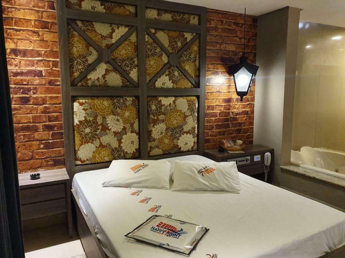 Happy Night (adults Only) Love hotel 3*